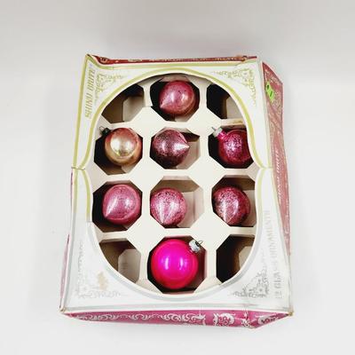 VINTAGE SHINY BRIGHT ORNAMENTS 8 PC