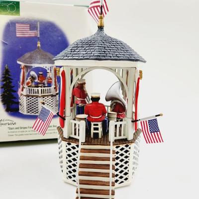 DEPARTMENT 56 CELEBRATE AMERICA STARS & STRIPES FOREVER GAZEBO MUSIC BOX  - WORKS