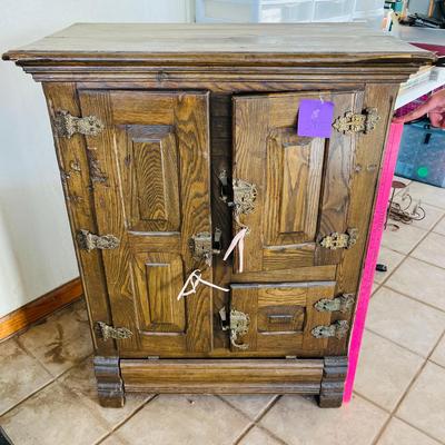 Awesome Antique Ice Box