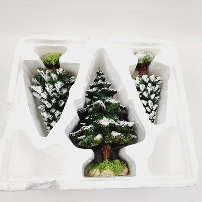 DEPARTMENT 56 SNOW DECORATED SPRUCE TREES 3 PC