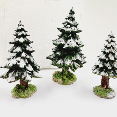 DEPARTMENT 56 SNOW DECORATED SPRUCE TREES 3 PC