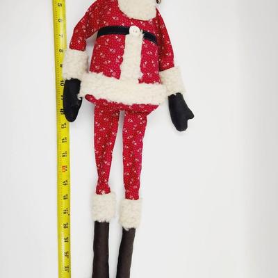 CRAFTY STUFFED SHELF SANTA