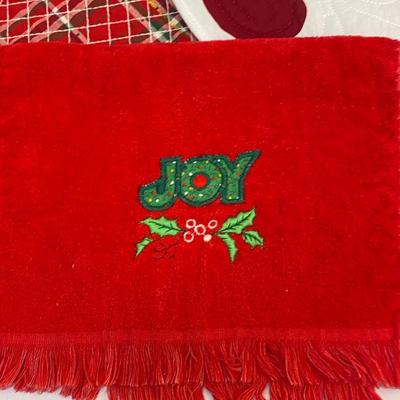 Mixed Lot of Christmas Holiday Table Linen Placemats Towel