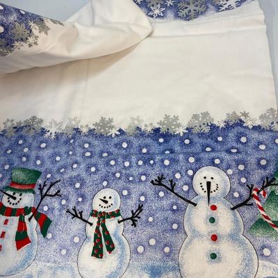 Winter Holiday Folk Art Snowman Themed Rectangle Tablecloth