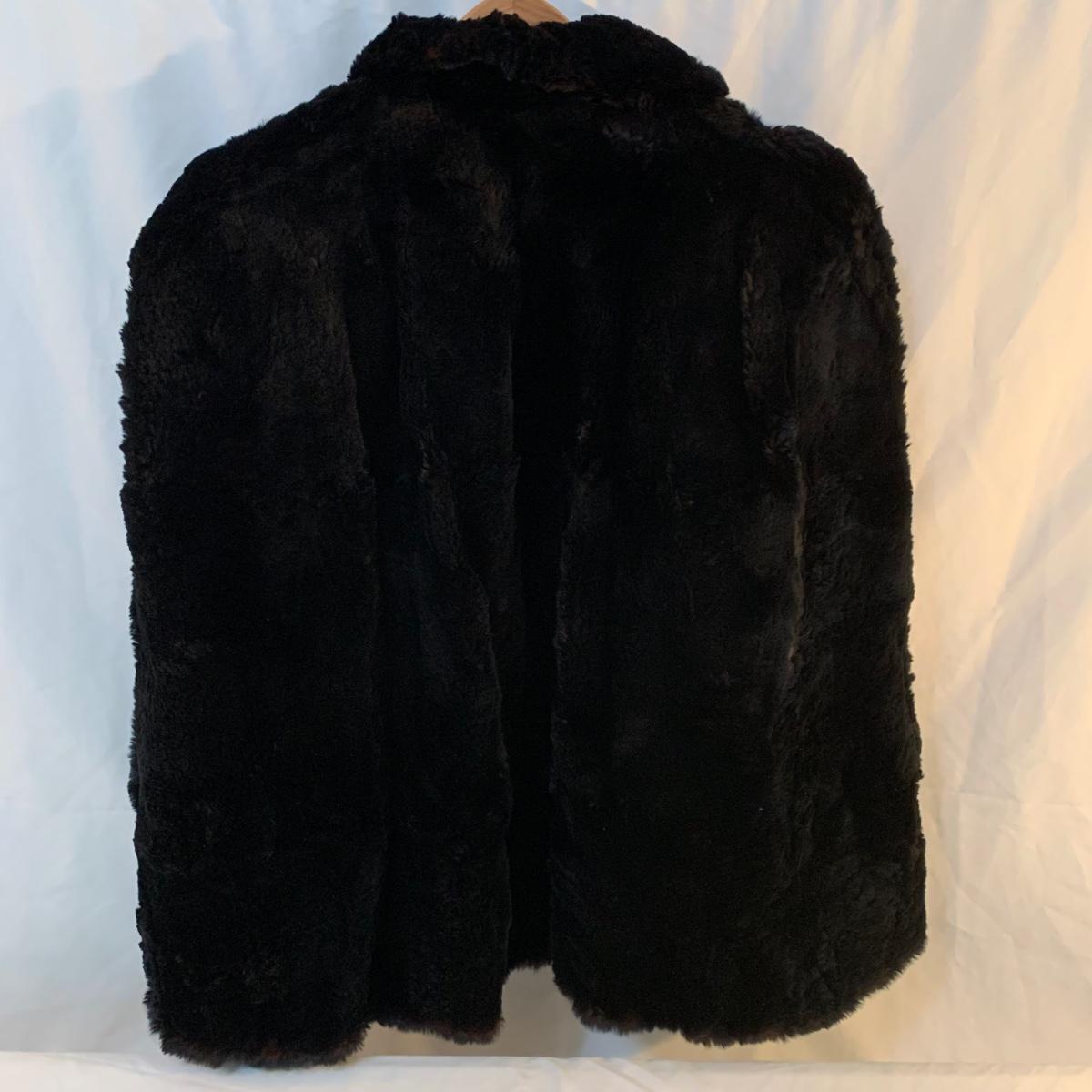 Vintage Black Fur Cape w/ Arm Slits (GR1-HS) | EstateSales.org