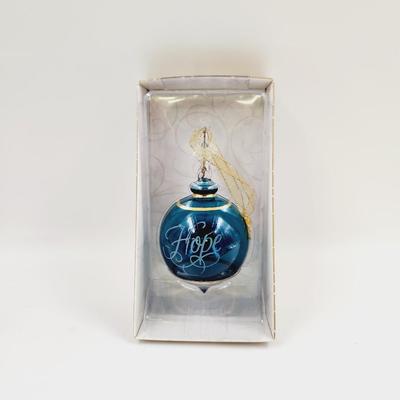 HALLMARK PERFECT HARMONY ETCHED GLASS "HOPE" ORNAMENT