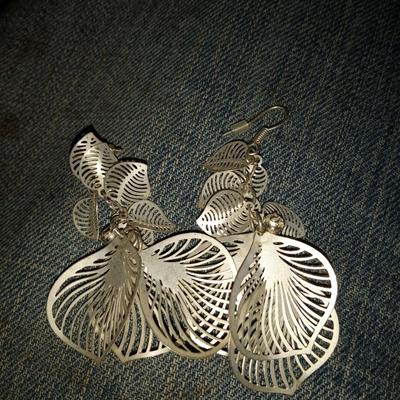 Sterling Filagree Leaf Earrings