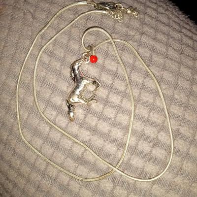 Beautiful Sterling Silver 20" Mustang  Necklace