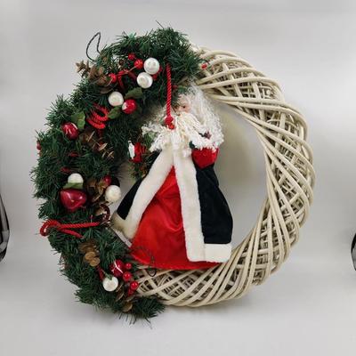 BEAUTIFUL WOVEN WOOD SANTA AND MORE WREATH