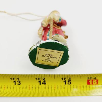 COOL COLLECTABLE SANTAS CHRISTMAS BUNDLE