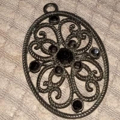 Black stone pendant