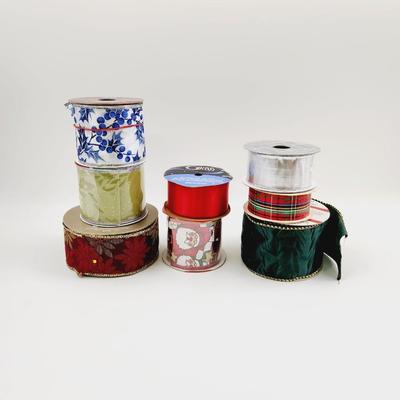 BEAUTIFUL CHRISTMAS RIBBON BUNDLE