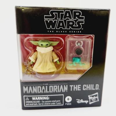 STAR WARS MANDALORIAN "THE CHILD" COLLECTABLE TOY