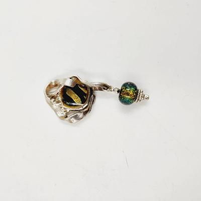 BEAUTIFUL HANDCRAFTED STERLING SILVER W/ DESIGNED GLASS PENDANT