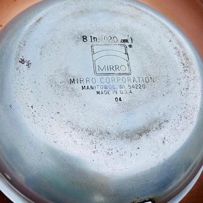 Skillets and Broiler Pan (G-NM)