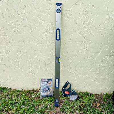 Swanson Level, Chalkline and Push Shoe (G-NM)