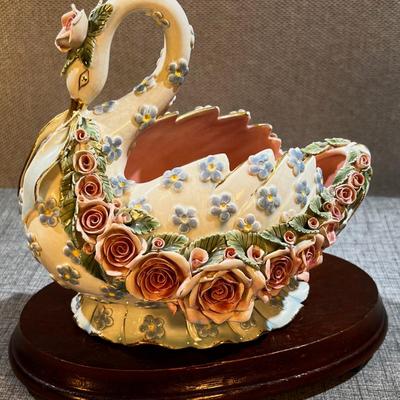 Hobe Dresden Porcelain Swan