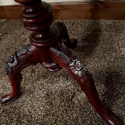 Vintage Mahogany Carved Lamp Table with Scalloped Edge