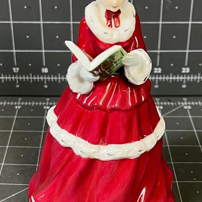 Royal Doulton 5th Day of the Twelve Days of Christmas Red