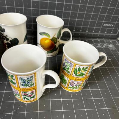 8 Fine Bone China Coffee Mugs 