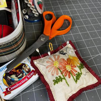Sewing Kit 