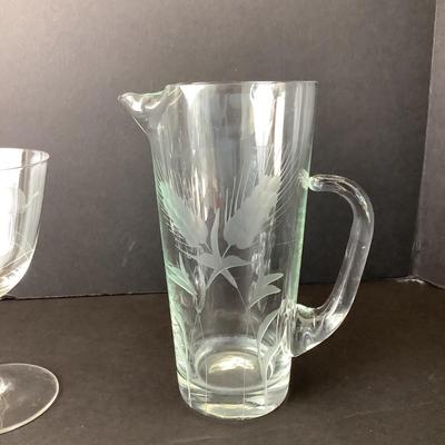 8227 Etched Glass Pitcher with Duck Etched Glasses
