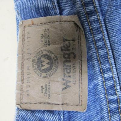 Wrangler Jeans- Sizes:  40 x 30, 42 x 30, 38 x 30
