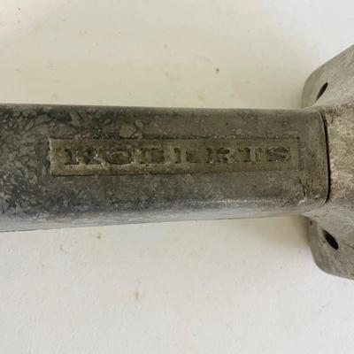 Roberts Vintage Professional Knee Kicker (G-NM)