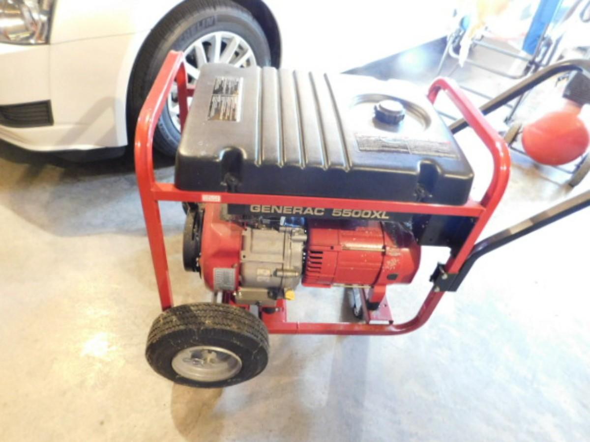 Generac 5500 XL Gas Generator with 11HP Motor