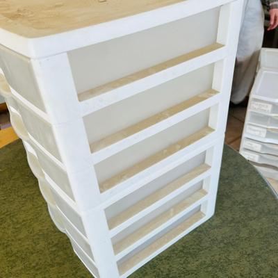 2 Stackable Plastic 3 drawer cabinets