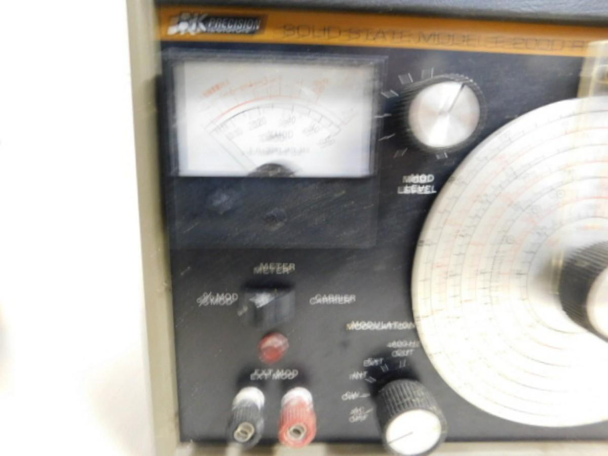 BK Precision Solid State Model E2000 RF Signal Generator