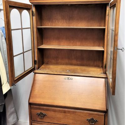 Lot #177 Vintage Secretary/Bookcase Combo - 3 drawer - working key