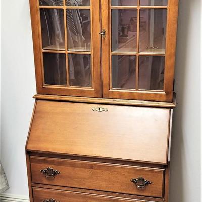 Lot #177 Vintage Secretary/Bookcase Combo - 3 drawer - working key