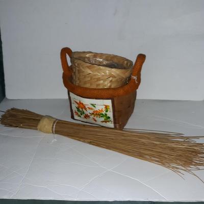 Basket- Home Decor Lot