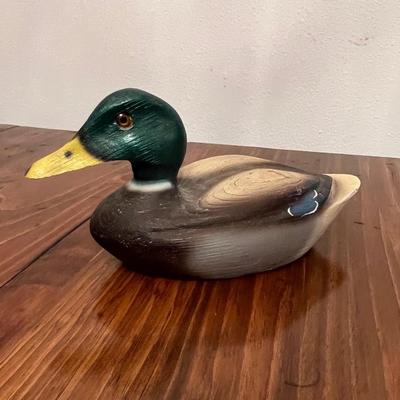 HAND CARVED WOOD DUCKS