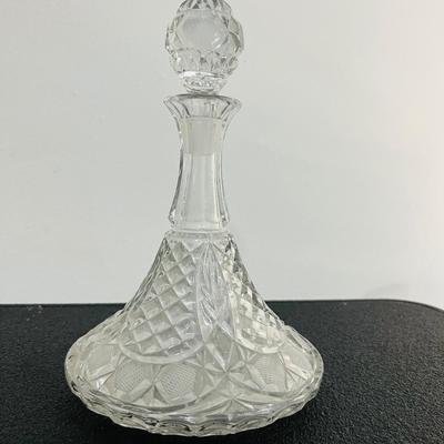 VINTAGE CUT GLASS Ships decanter