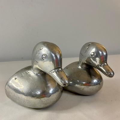 VINTAGE SILVER Metal Duck Book Ends
