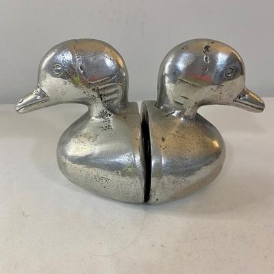 VINTAGE SILVER Metal Duck Book Ends
