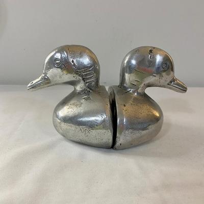 VINTAGE SILVER Metal Duck Book Ends
