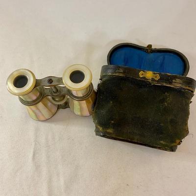 ANTIQUE OPERA GLASSES