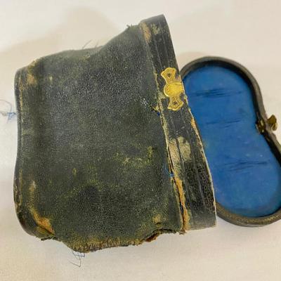 ANTIQUE OPERA GLASSES