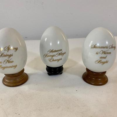 AVON Vintage Porcelain Collectible Eggs