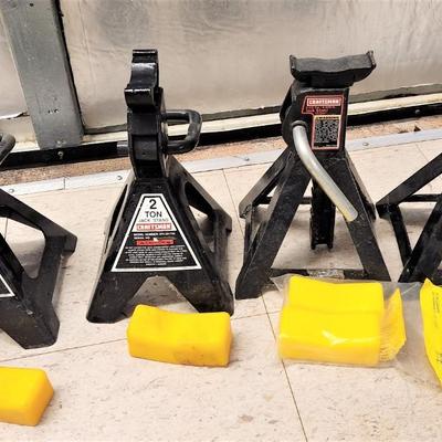 Lot #186  Two 2-Ton Jack Stands & 2 2.5 Ton Jacks - all Craftsman