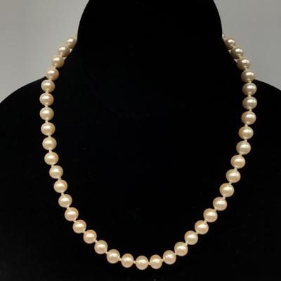 Beautiful Knotted Fashion Necklace