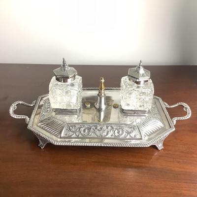 8326 Antique Silver Plated Inkwell
