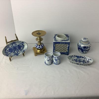 Lot 8321. Assortment of Antique Blue and White China
