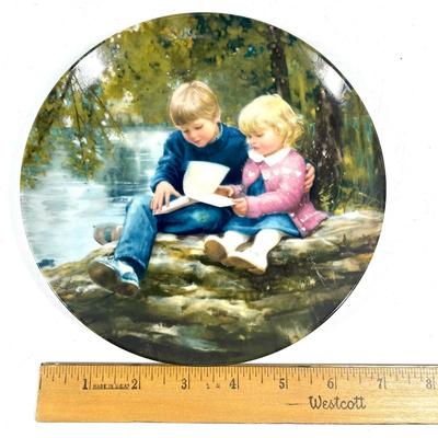 Pemberton and Oakes 1991 Donald Zolan decorative plate 751A in â€œForests and Fairytalesâ€