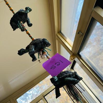 Turtle Hanging