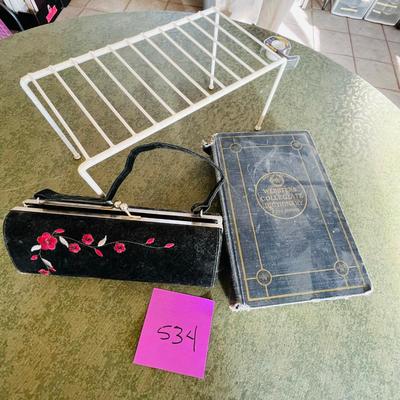 JR lot! Dictionary & Purse.
