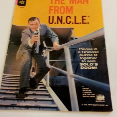 LOT 19  MAN FROM UNCLE COMIC BOOK